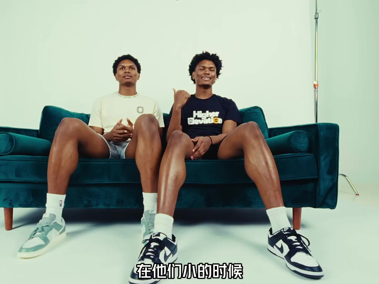 原來湯普森兄弟故事這么勵(lì)志阿門講述兄弟倆小時(shí)候許愿板的故事